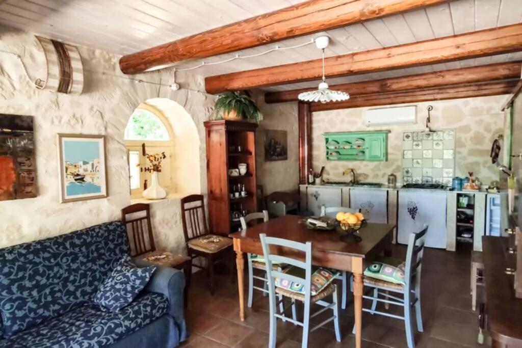 Villa Neli, Palazzolo Acreide, Siracusa, Hot Tub, Wi-Fi & Parking المظهر الخارجي الصورة