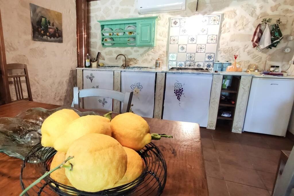 Villa Neli, Palazzolo Acreide, Siracusa, Hot Tub, Wi-Fi & Parking المظهر الخارجي الصورة