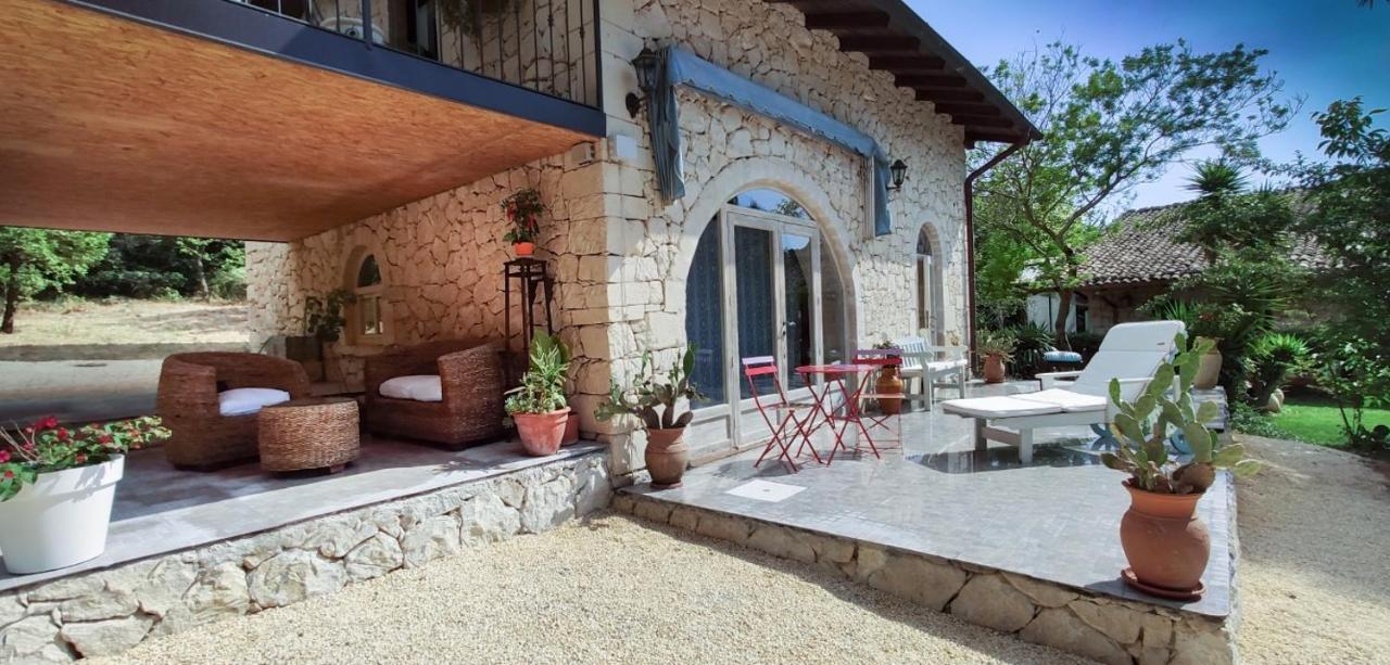 Villa Neli, Palazzolo Acreide, Siracusa, Hot Tub, Wi-Fi & Parking المظهر الخارجي الصورة